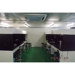 探索易昌光電科技 阜陽強化玻璃生產廠家的技術優勢與在線咨詢服務